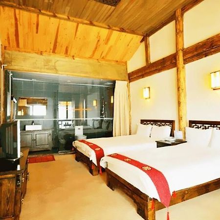 Golden Waterfront Inn Lijiang  Dış mekan fotoğraf